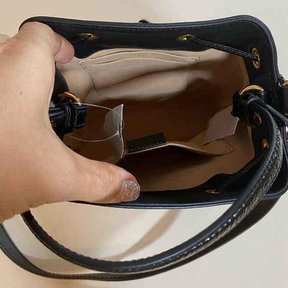 Gucci Suede Ophidia Bucket Bag With Web Detail - Picture 12 of 17